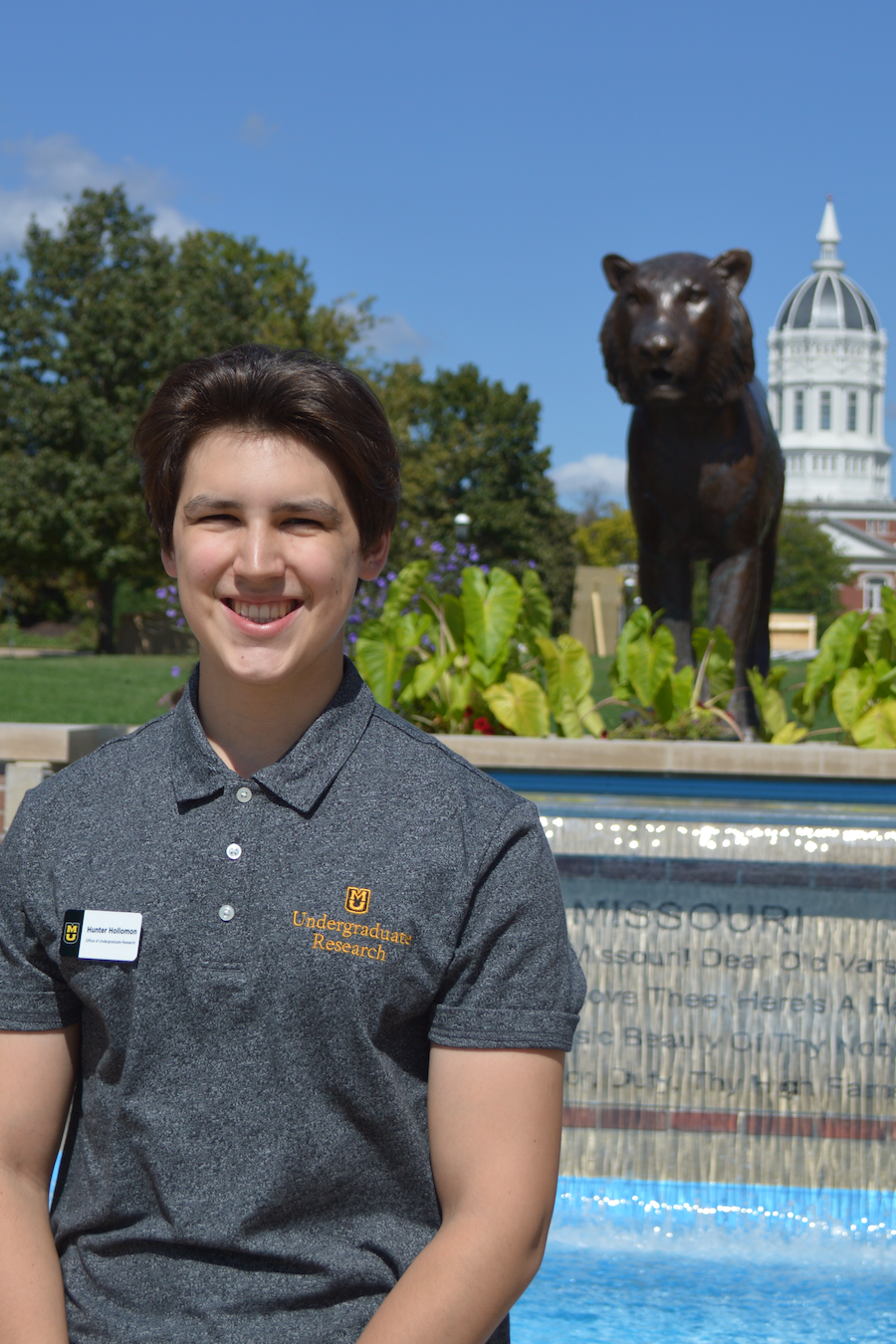 Hunter Homola Hunter Hollomon // Undergraduate Research
